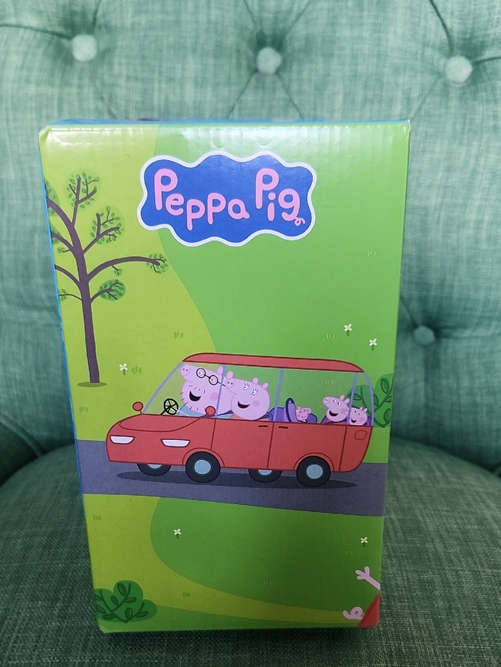 Peppa Pig Red Family Car Playset with Pink Figures - Picture 6 of 7